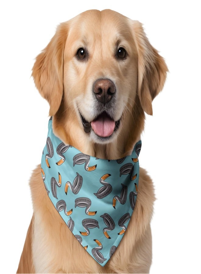 دبليو وشاح/باندانا للكلاب بتصميم طائر الطوقان العائم من W Brings | هذا الوشاح/الباندانا الرائع بتصميمه المذهل هو الإكسسوار المثالي للكلاب الكبيرة والمتوسطة والصغيرة. مقاس واحد يناسب الجميع. - Image 1